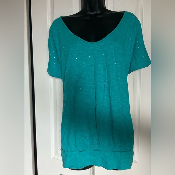 Lane Bryant - *Plus Size* Lightweight turquoise tee w. rhinestones - Size 18/20 - Picture 1 of 2
